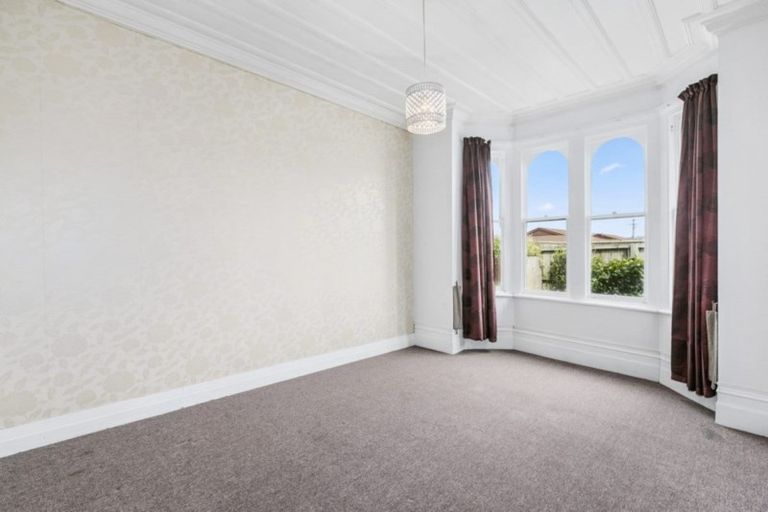 Photo of property in 1 Queens Drive, Saint Kilda, Dunedin, 9012