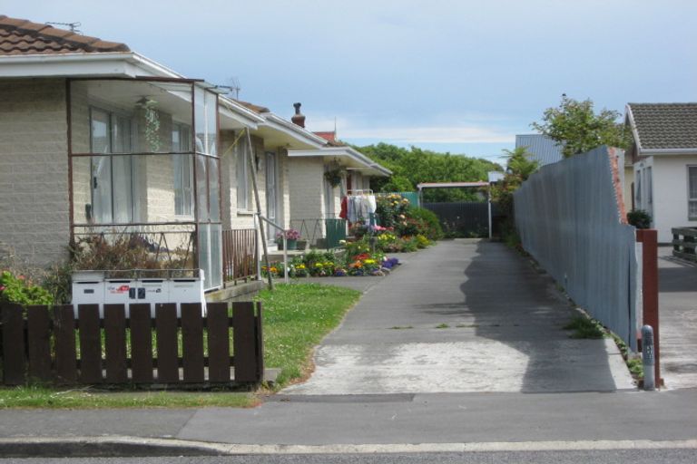 Photo of property in 2/12 Lane Street, Woolston, Christchurch, 8023