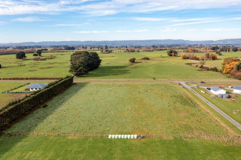 Photo of property in 64a Thomas Road, Carrington, Carterton, 5791