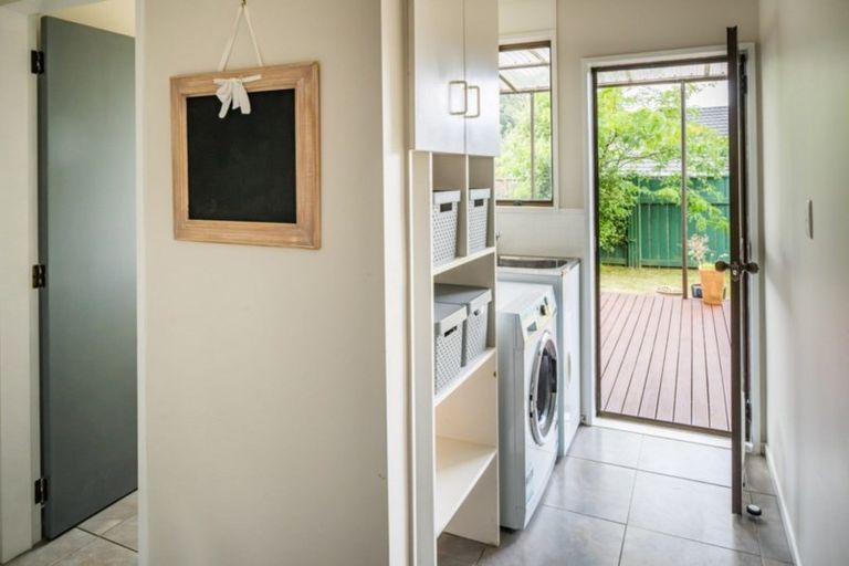 Photo of property in 31 Observatory Close, Whitby, Porirua, 5024