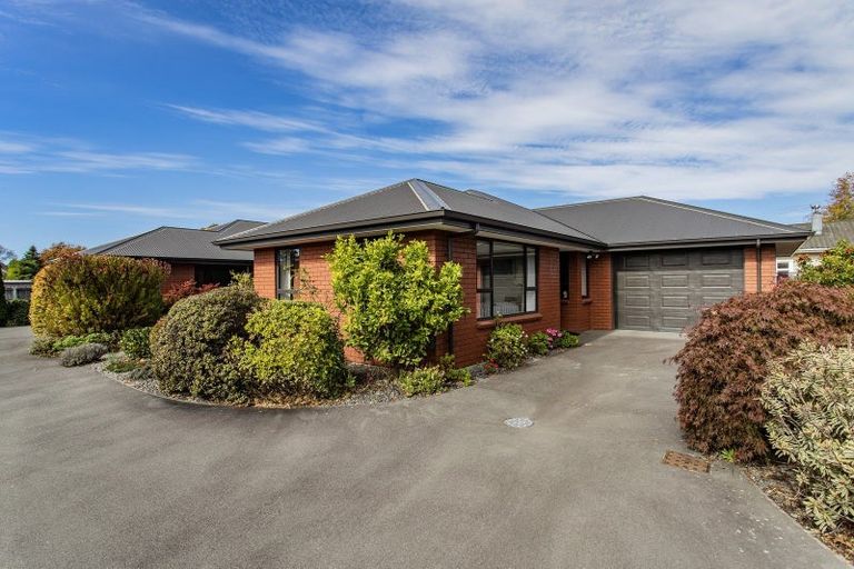 Photo of property in 2/12 Bank Street, Amberley, 7410