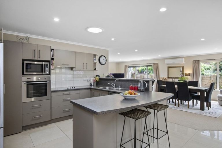 Photo of property in 115 Valley Road, Pukekohe, 2120