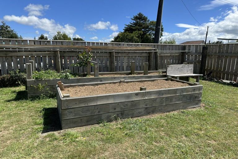 Photo of property in 2 York Street, Eltham, 4322