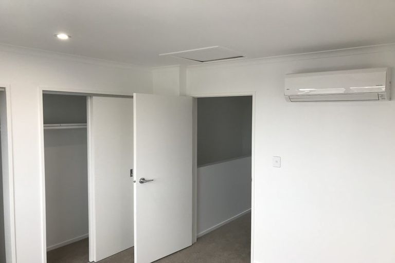 Photo of property in 15 Ngae Place, Mangere East, Auckland, 2024