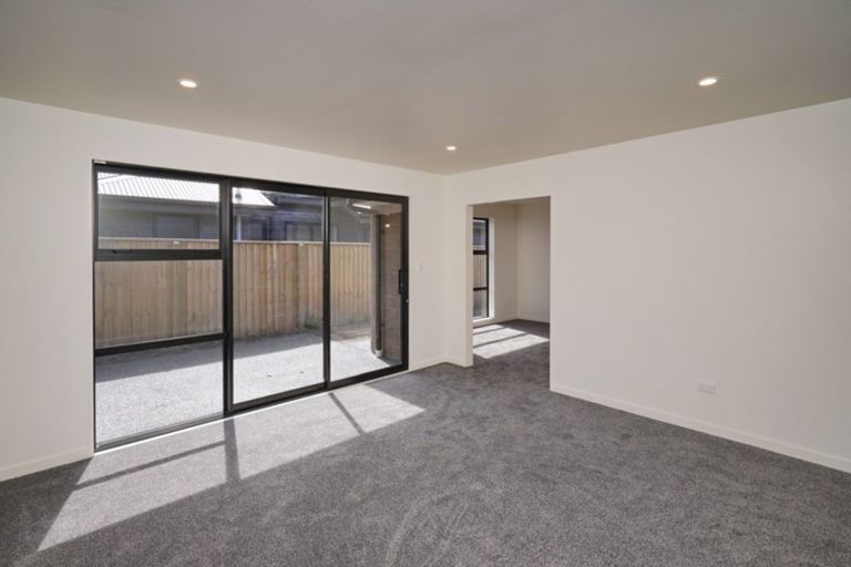 Photo of property in 31 Minerva Crescent, Woodend, 7610