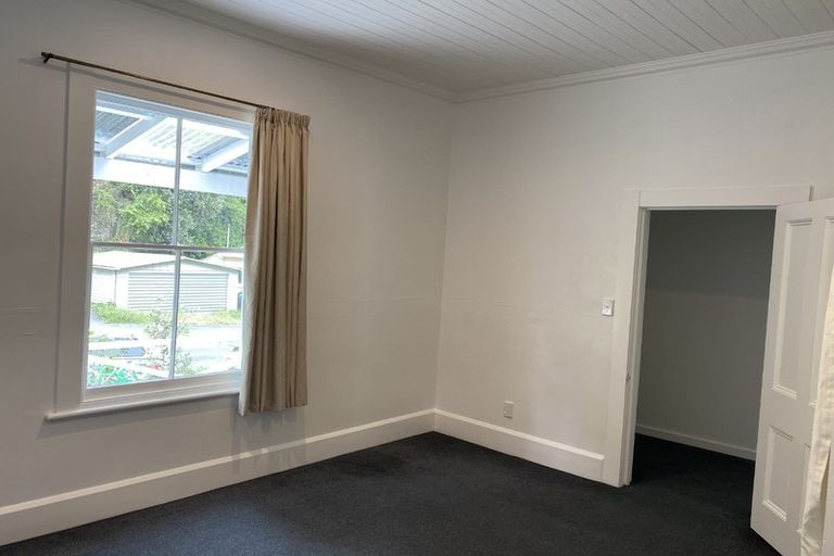 Photo of property in 165 Shakespeare Road, Bluff Hill, Napier, 4110