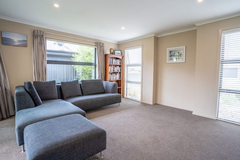 Photo of property in 16 Stowell Drive, Cromwell, 9310