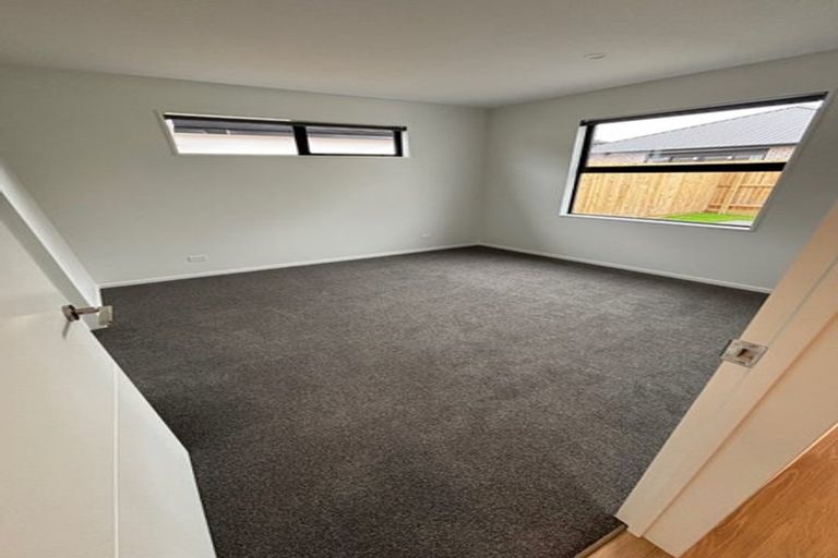 Photo of property in 28 John Gibb Street, Belfast, Christchurch, 8051