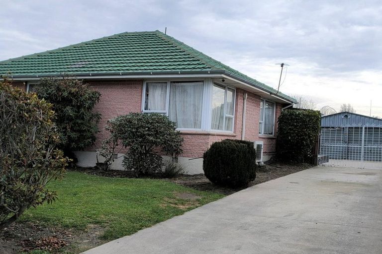 Photo of property in 14 Witham Street, Hornby, Christchurch, 8042