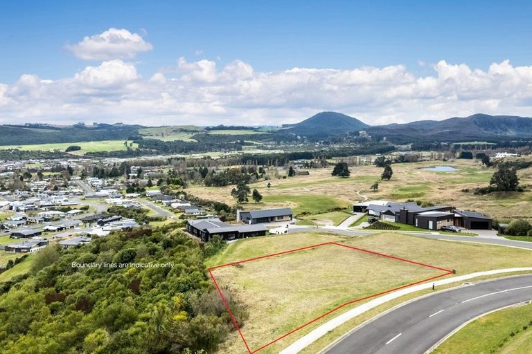 Photo of property in 8 Locheagles Rise, Kinloch, Taupo, 3377