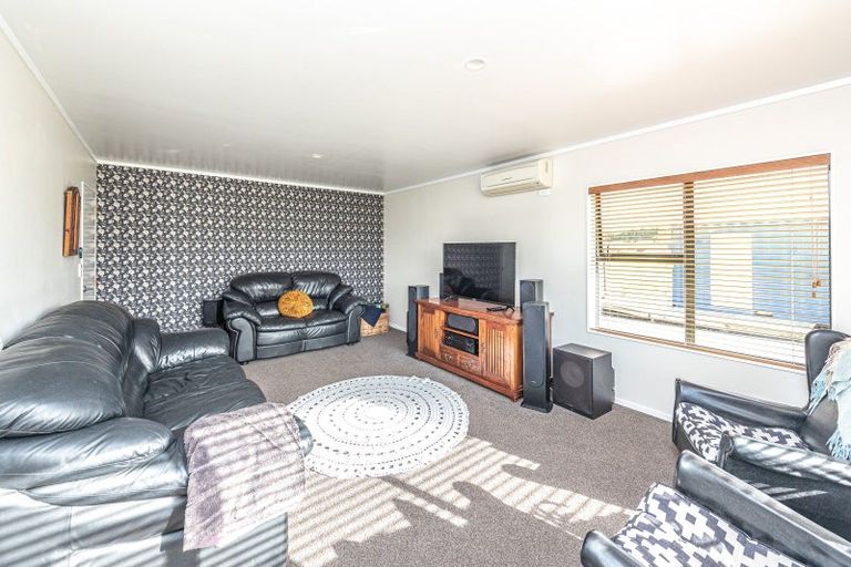 Photo of property in 15 Rangitatau Road West, Pakaraka, Wanganui, 4574