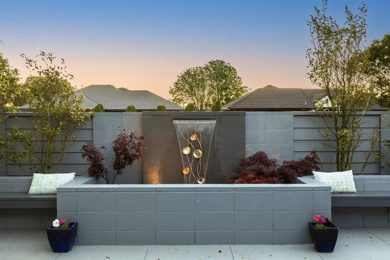 Photo of property in 2 Hemingway Place, Spencerville, Christchurch, 8083