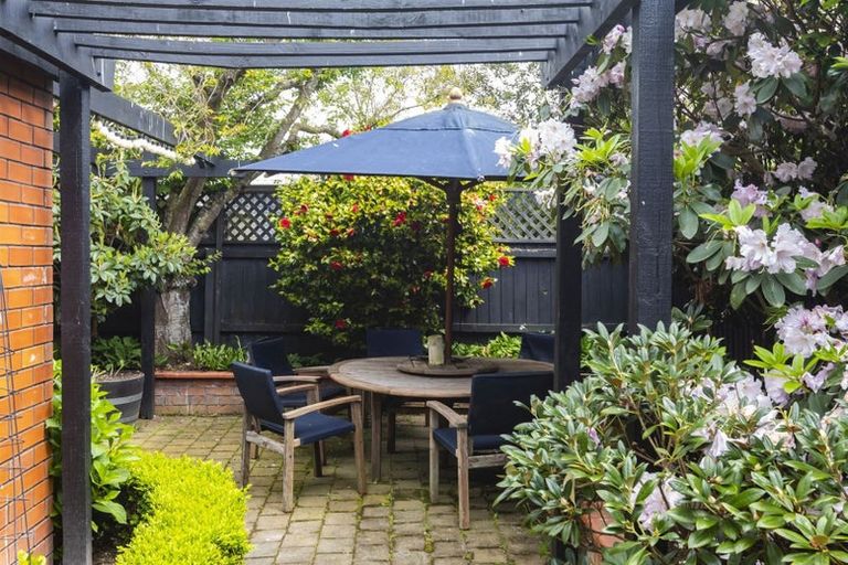 Photo of property in 5b Regency Crescent, Redwood, Christchurch, 8051