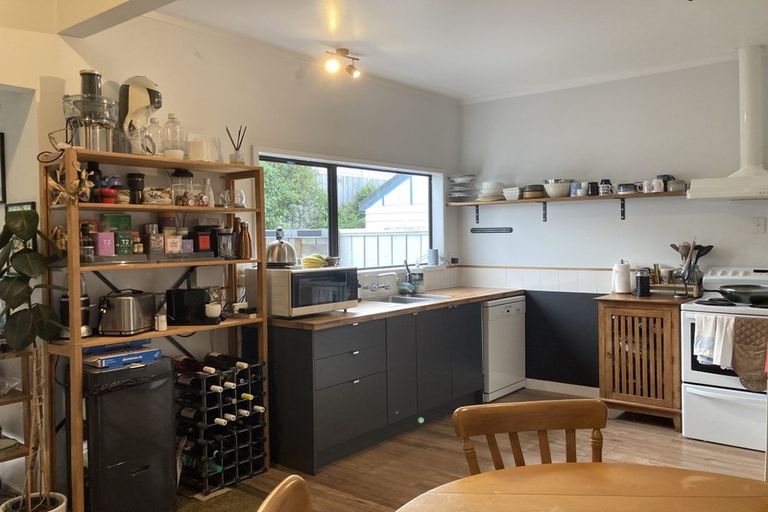 Photo of property in 2/53 Dominion Park Street, Johnsonville, Wellington, 6037