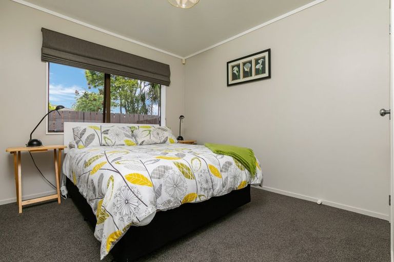 Photo of property in 74 Vintage Drive, Henderson, Auckland, 0612