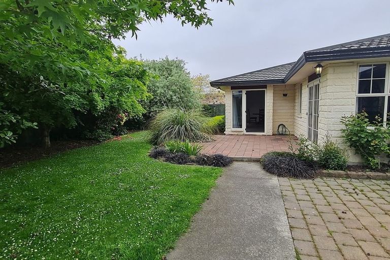 Photo of property in 12 Autumn Place, Mairehau, Christchurch, 8052