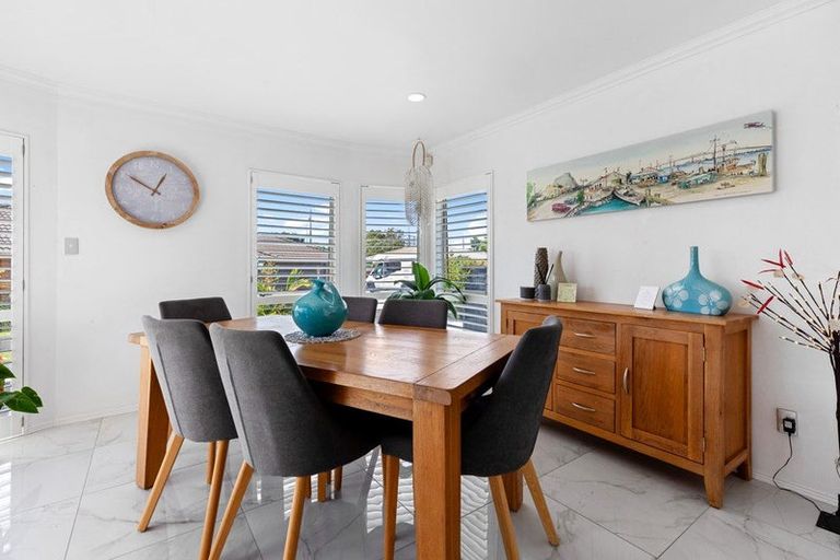 Photo of property in 4 Palm Court, Mount Maunganui, 3116
