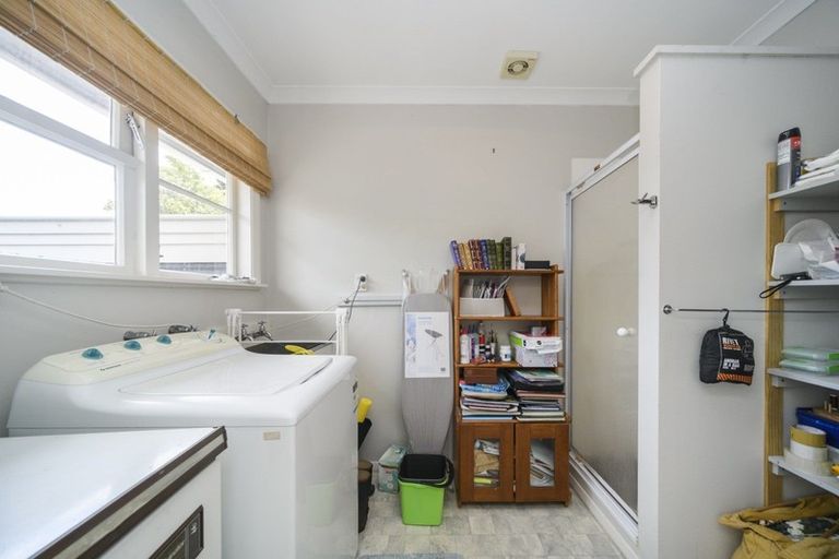 Photo of property in 25 Limbrick Street, Terrace End, Palmerston North, 4410
