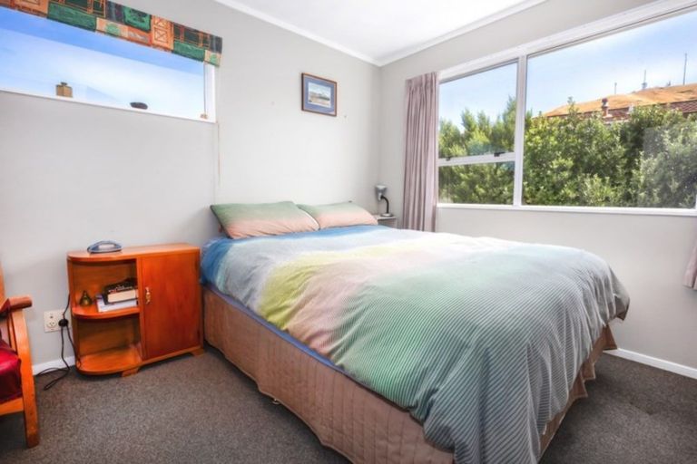 Photo of property in 8 Kotipu Place, Pukerua Bay, 5026