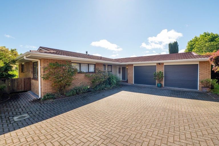 Photo of property in 8 Wychwood Crescent, Springfield, Rotorua, 3015