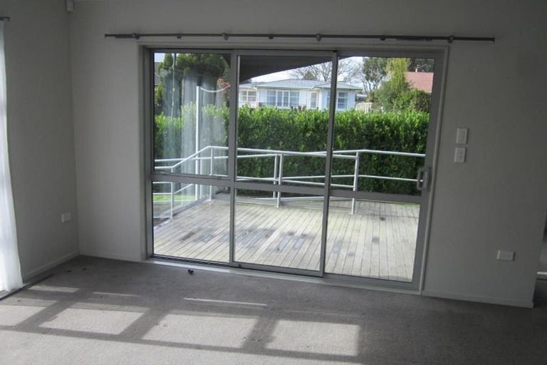 Photo of property in 2 Sunrise Avenue, Owhata, Rotorua, 3010