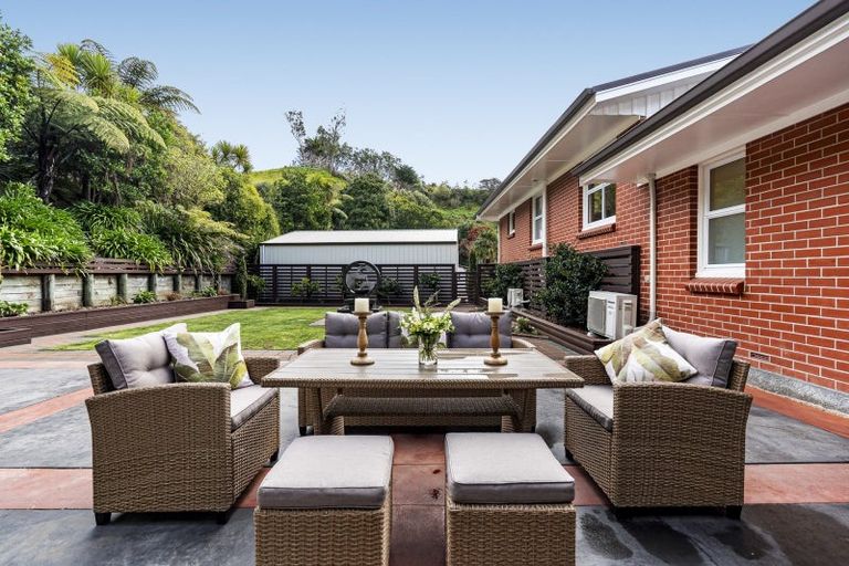 Photo of property in 11 Orite Drive, Mangorei, New Plymouth, 4371
