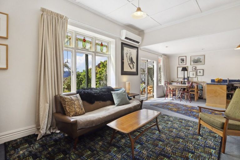 Photo of property in 76 Elm Row, Dunedin Central, Dunedin, 9016