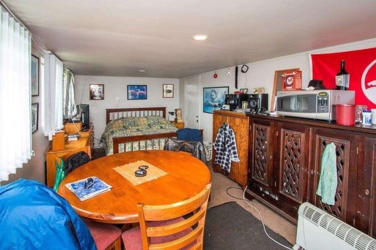 Photo of property in 15 Surrey Street, Manurewa, Auckland, 2102