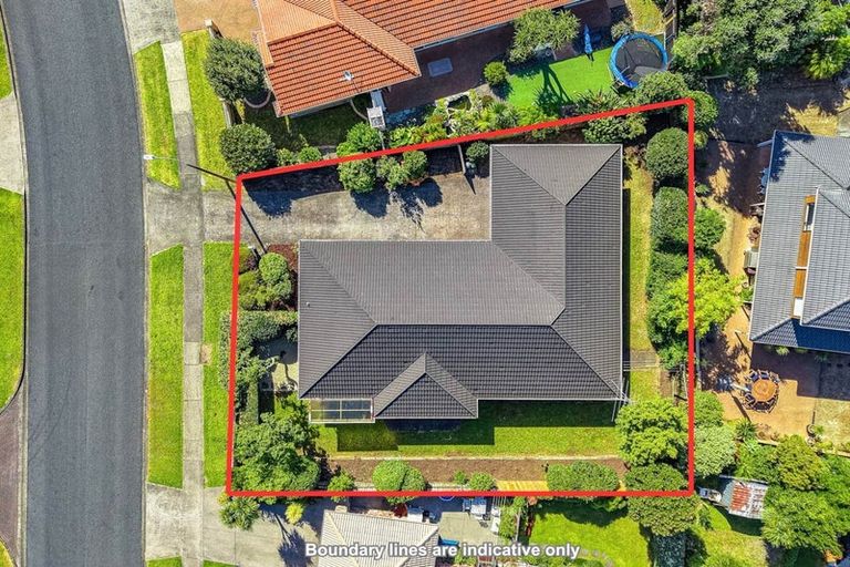 Photo of property in 22 Suncrest Drive, West Harbour, Auckland, 0618