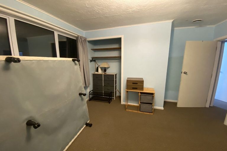 Photo of property in 25 Hiwi Crescent, Titahi Bay, Porirua, 5022