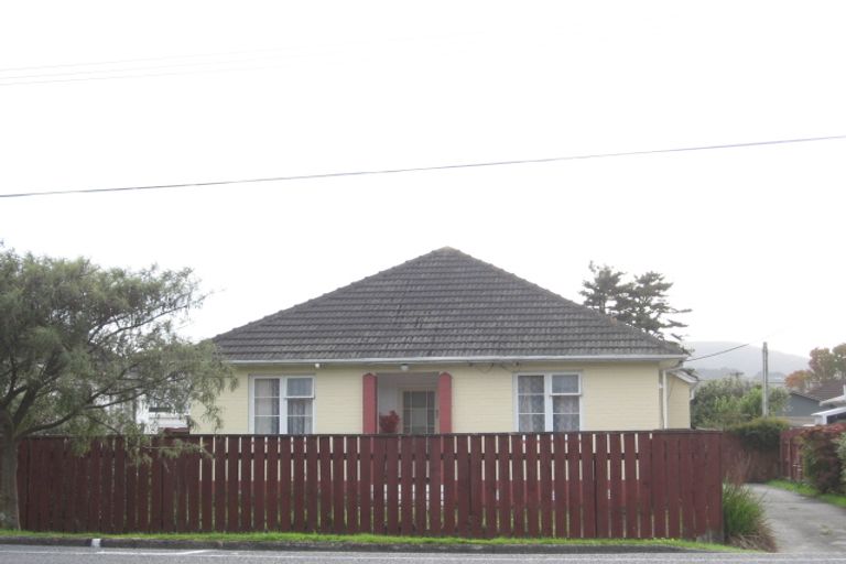 Photo of property in 217 Naenae Road, Naenae, Lower Hutt, 5011