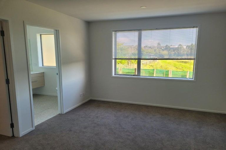 Photo of property in 38a Ainslee Street, Highlands Park, New Plymouth, 4312