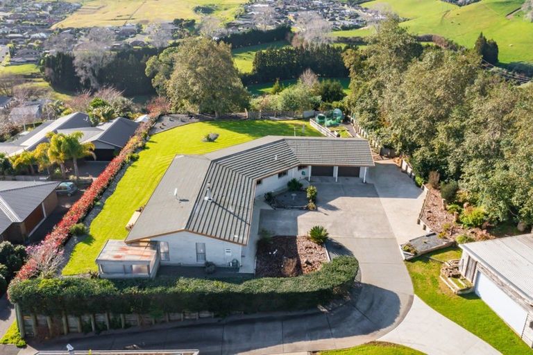 Photo of property in 12 Tobacco Hill, Welcome Bay, Tauranga, 3175