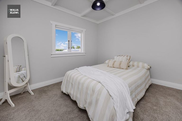 Photo of property in 22 Henderson Avenue, Tuakau, 2121