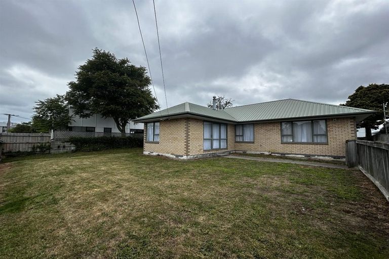 Photo of property in 39 Aldershot Street, Aranui, Christchurch, 8061