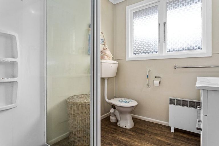 Photo of property in 32a Holyoake Crescent, Kawerau, 3127