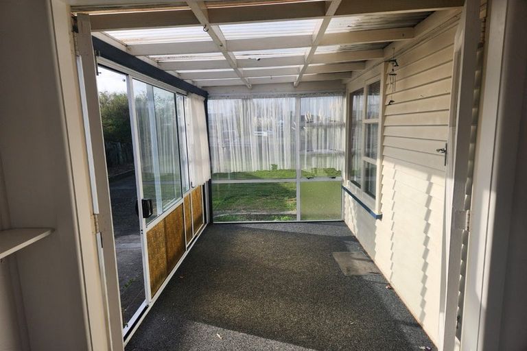 Photo of property in 98 Kawakawa Road, Feilding, 4775