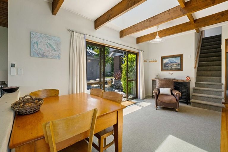 Photo of property in 12 Mulberry Lane, Wanaka, 9305