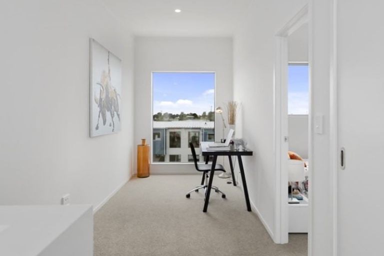 Photo of property in 31 Reynolds Place, Papamoa Beach, Papamoa, 3118