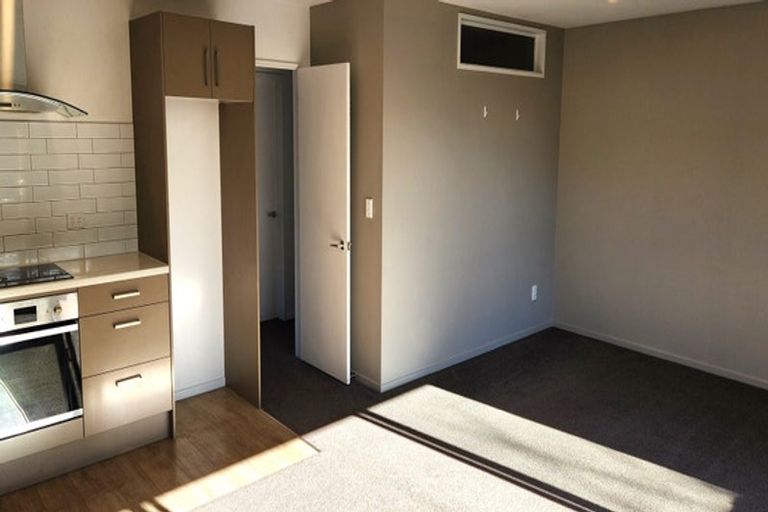 Photo of property in 2/7 Browning Street, Sydenham, Christchurch, 8023