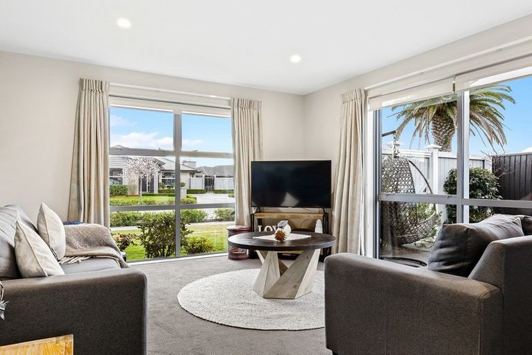 Photo of property in 12 Wootton Place, Kaiapoi, 7630