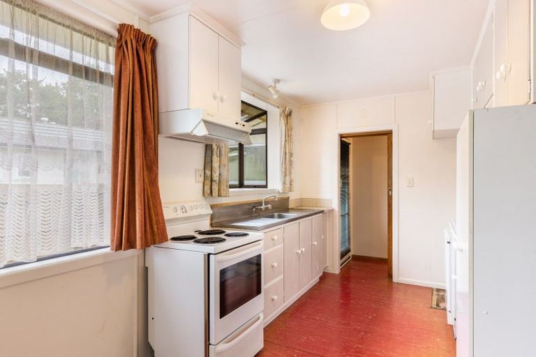 Photo of property in 114 Te Rangitautahanga Road, Turangi, 3334