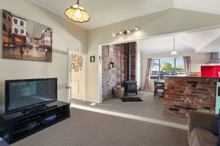 Photo of property in 1/16 Somerfield Street, Somerfield, Christchurch, 8024