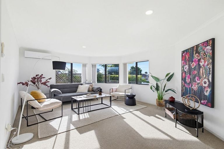 Photo of property in 4 Waitoa Street, Waiuku, 2123