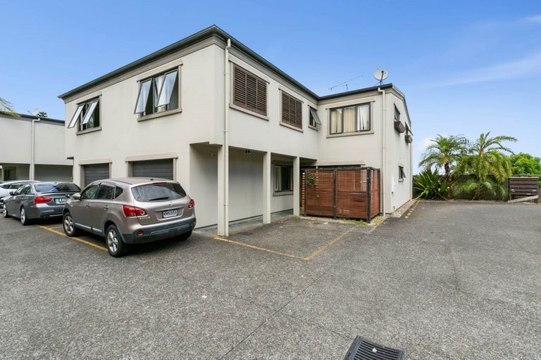 Photo of property in 75l Hill Street, Onehunga, Auckland, 1061