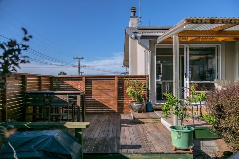 Photo of property in 1 Puriri Crescent, Lansdowne, Masterton, 5810