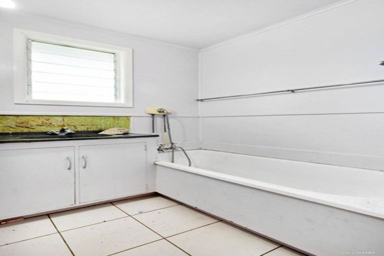 Photo of property in 7 Smiths Avenue, Papakura, 2110