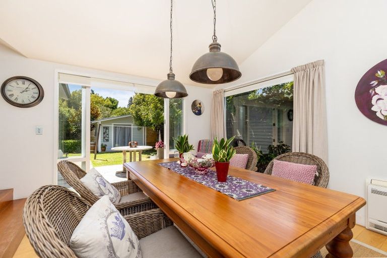 Photo of property in 353 Hardy Street, Nelson, 7010