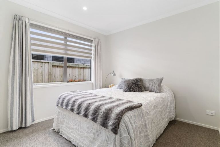 Photo of property in 77 Sandhurst Drive, Papamoa Beach, Papamoa, 3118