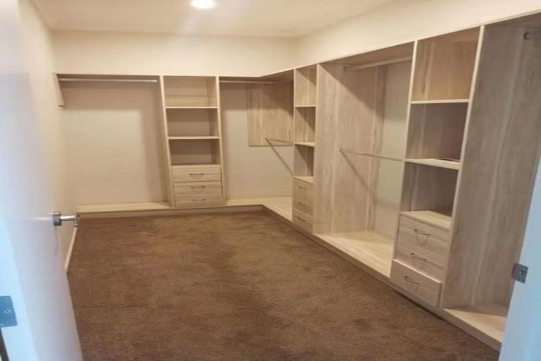 Photo of property in 21 Spyglass Street, Red Beach, 0932